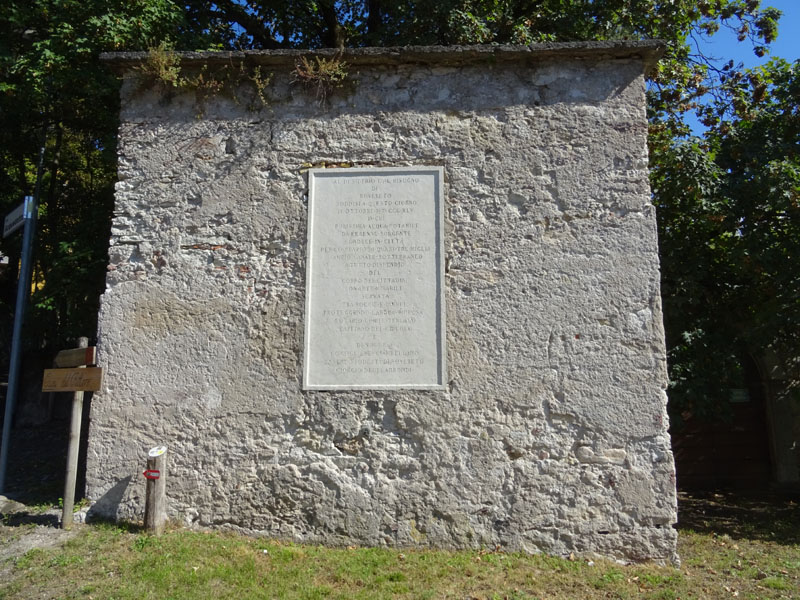 Giro del Monteghello -  sentiero F1 (Rovereto)